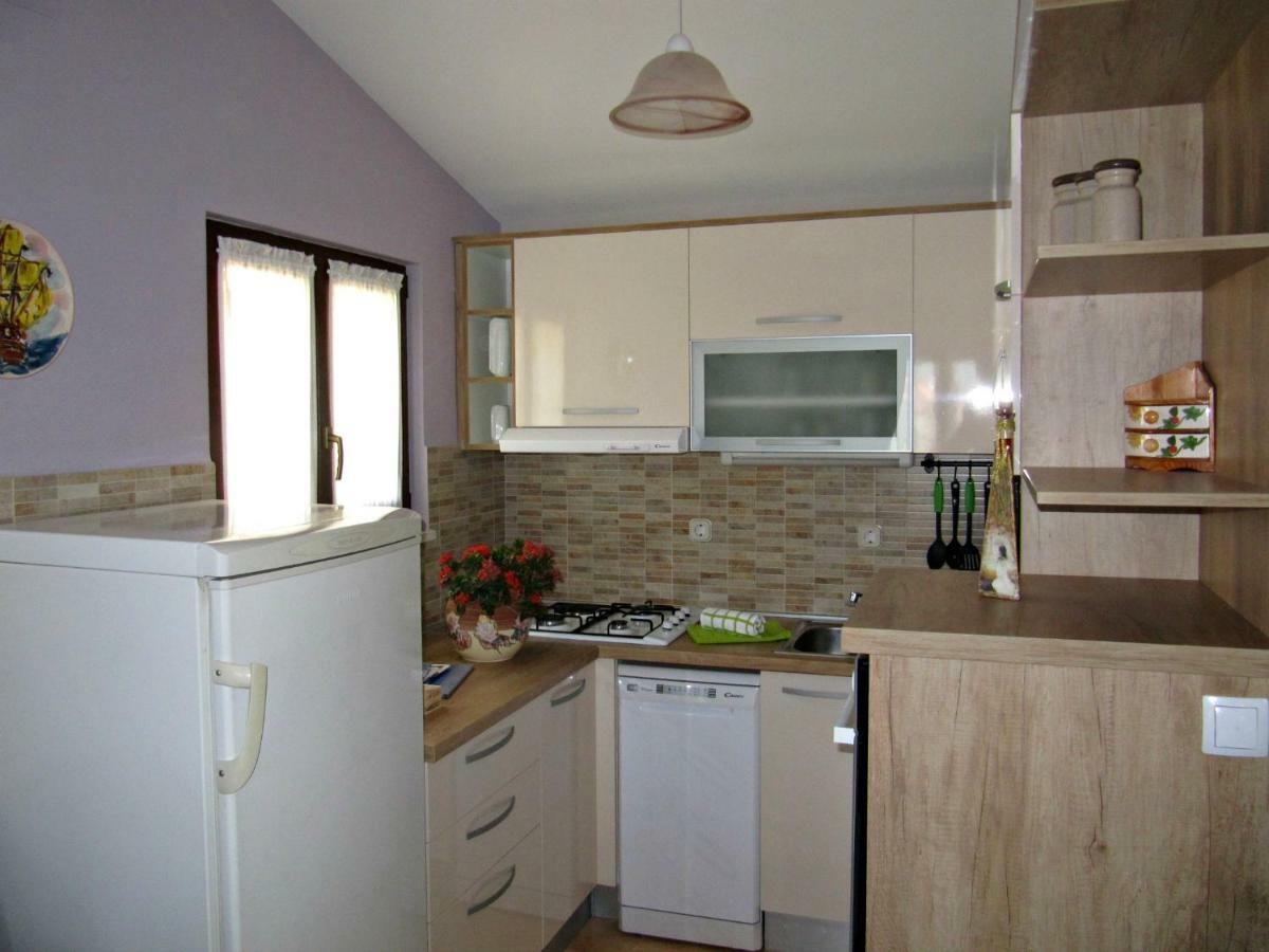 Idea Podstrana Apartment Luaran gambar